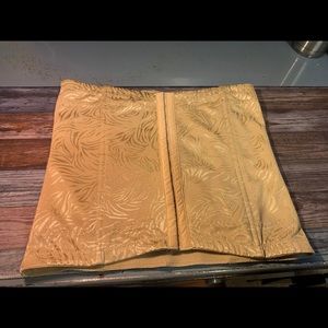 Maidenform Waist Cincher